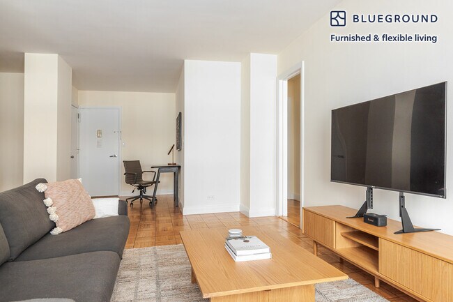 Foto del edificio - 30 Park Ave