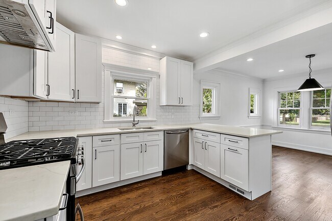 Foto del edificio - 408 S Kensington Ave