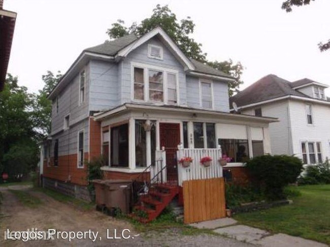 Building Photo - 268 Cesar E Chavez Ave