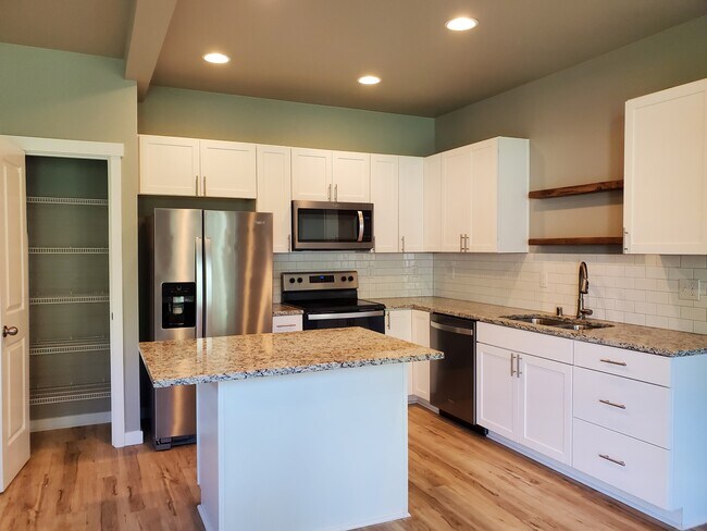 Foto del edificio - 316 Bates St SW