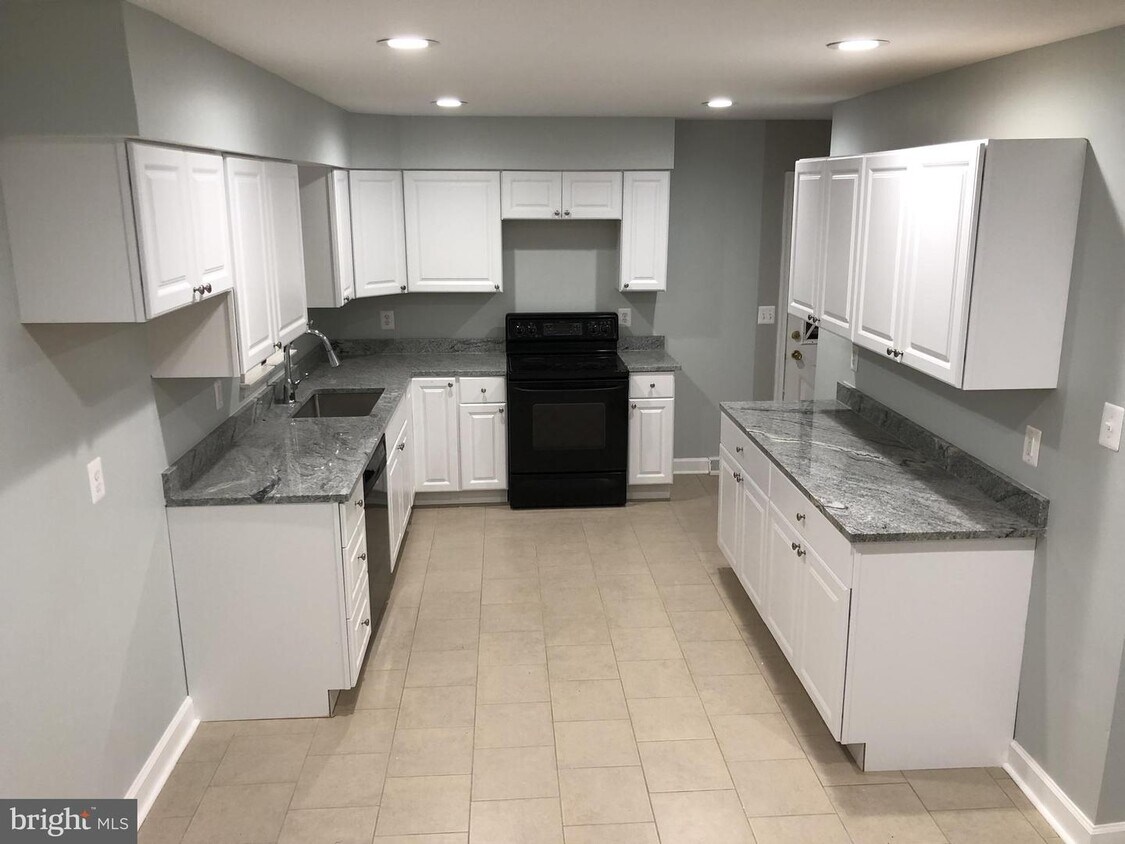 7254 Pommel Dr, Eldersburg, MD 21784 House Rental in Eldersburg, MD