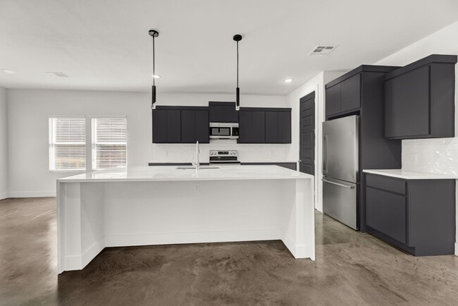 Foto del edificio - 3006 Alpha Wolf Ct