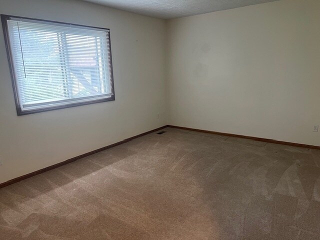Foto del edificio - 5287 Ruthton Rd