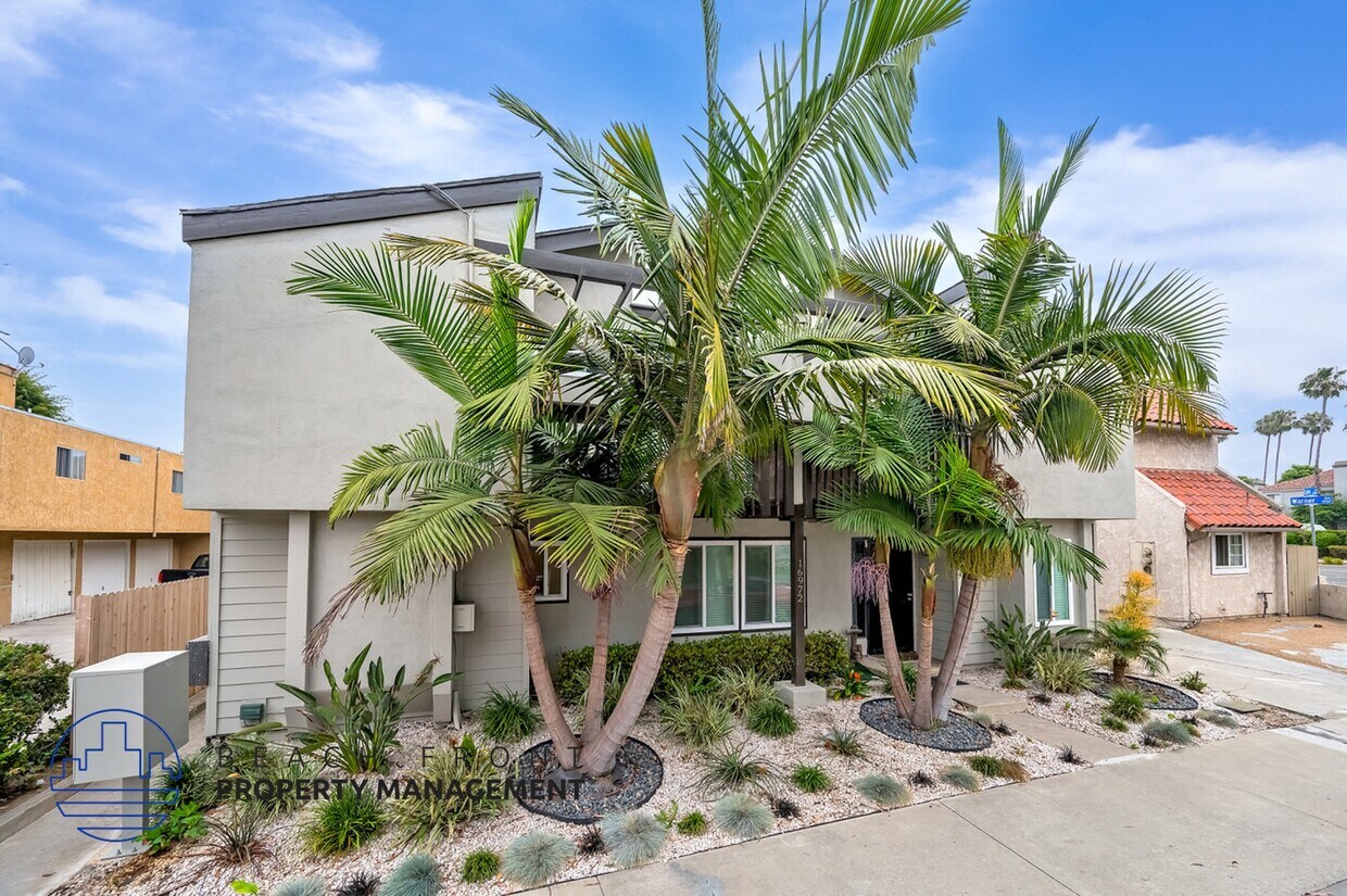Foto principal - 16972 Lynn Lane