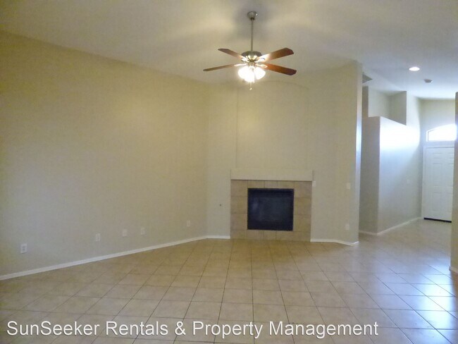 Building Photo - 3 br, 2 bath House - 2413 S 107th Dr