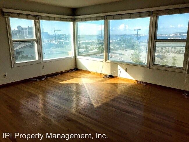 Foto del edificio - 3028-3034 Columbia St