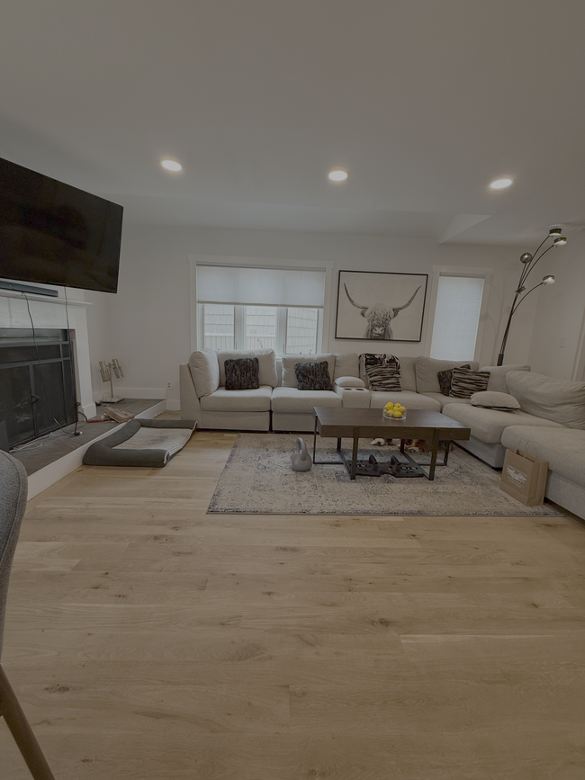 living room from table view - 4626 MacArthur Ln
