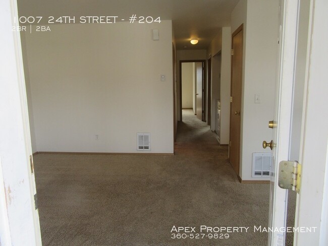 Foto del edificio - NEAR WWU- Courtyard Apartments