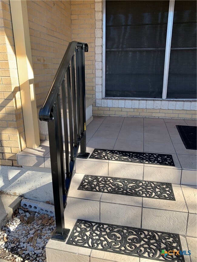 Foto del edificio - 708 Stewart St