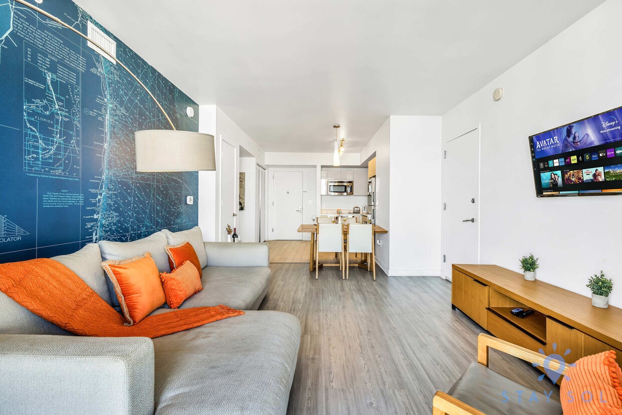 Foto principal - 2602 E Hallandale Beach Blvd