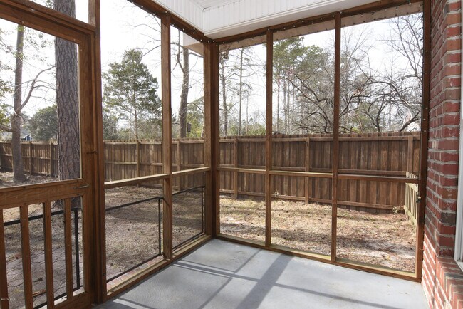 Foto del edificio - 5610 Andover Rd