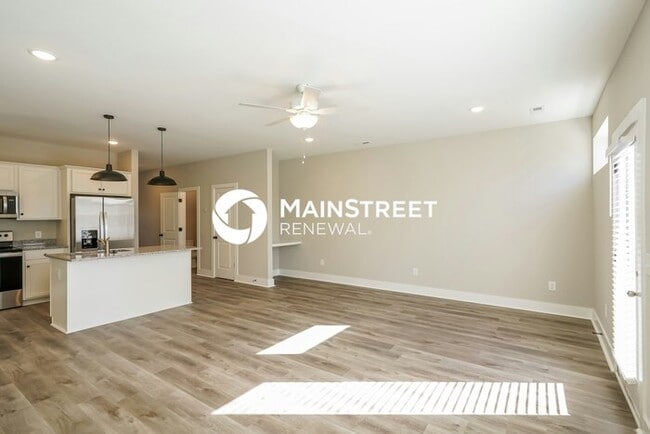 Foto del edificio - 3 Bedroom Pet-Friendly Home in Gallatin, T...