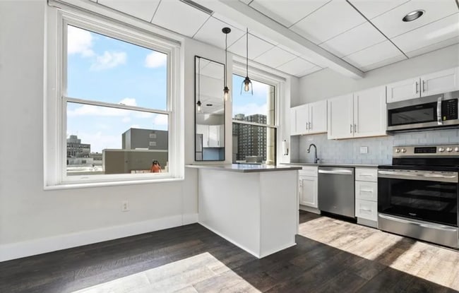 Foto del edificio - 108 W Jefferson St