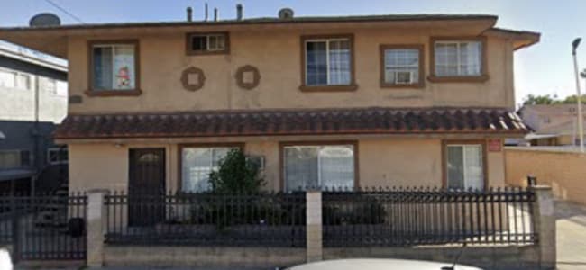 Building Photo - 3026 E Artesia Blvd
