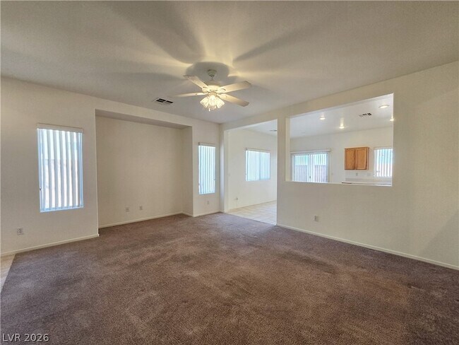 Foto del edificio - 184 Mt Earl Ave