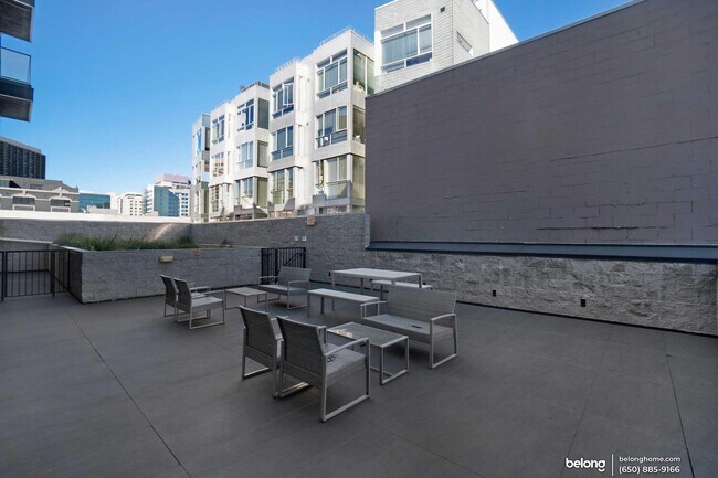 Foto del edificio - 241 10th St