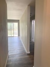 Building Photo - 2644 Forest Park Dr