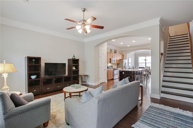 Building Photo - 2641 Portbury Place Northeast