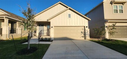 Building Photo - 2304 Delano Dr