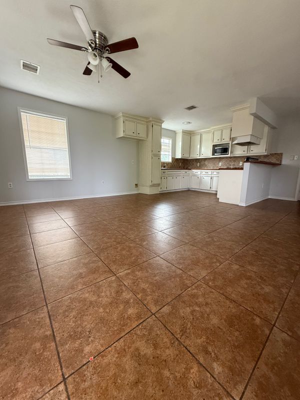 Foto del edificio - 6219 Frisco St