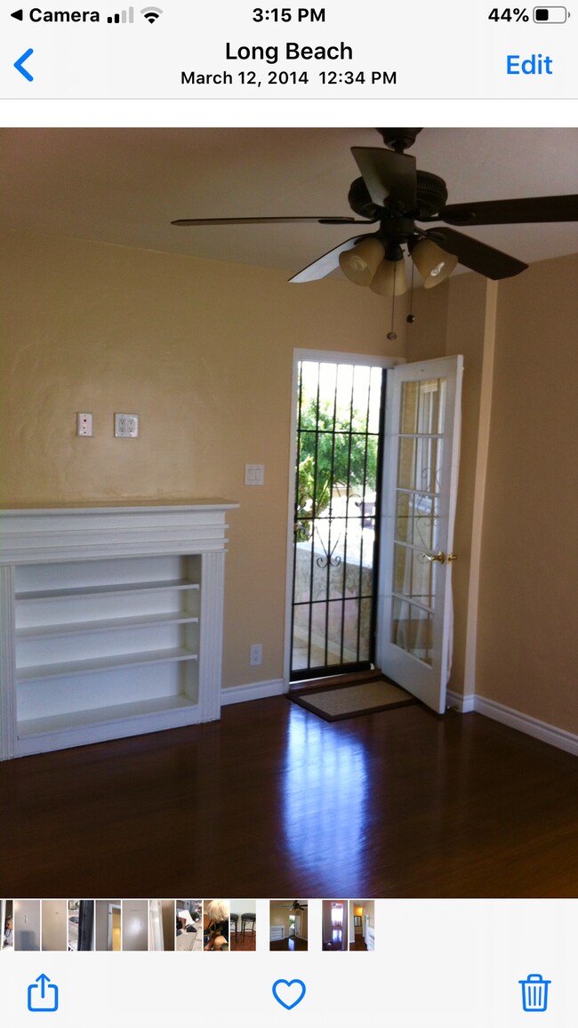 Livingroom/entry - 3116 E 11th St