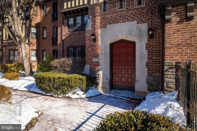 Building Photo - 415 City Ave