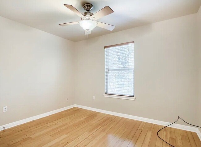 Foto del edificio - 2391 Shire Ct