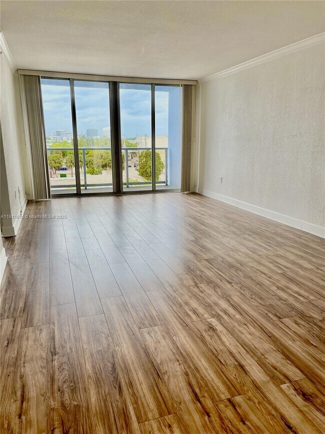 Foto del edificio - 401 69th St