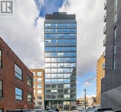 Building Photo - 458 Richmond St W
