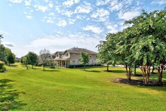 Building Photo - 3101 Davis Ln