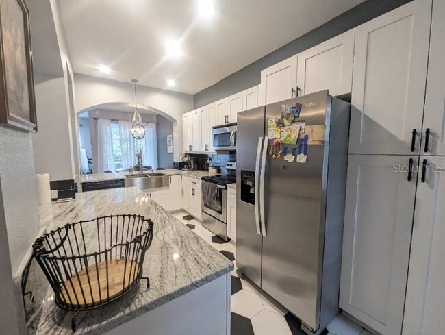 Foto del edificio - 2142 Park Crescent Dr