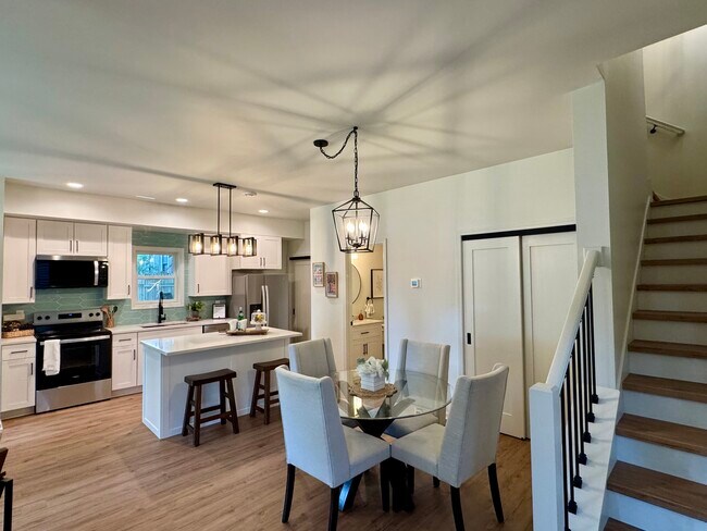 Foto del edificio - 2507 1st Ave S