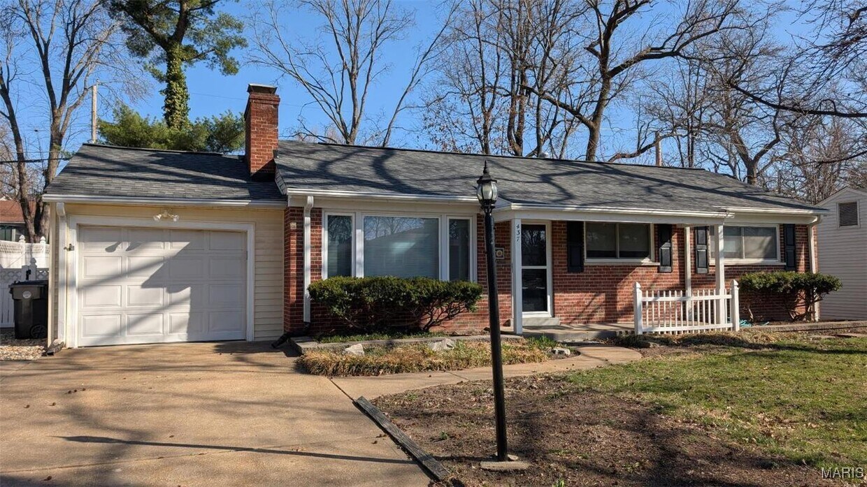Foto principal - 437 Ashwood Ln