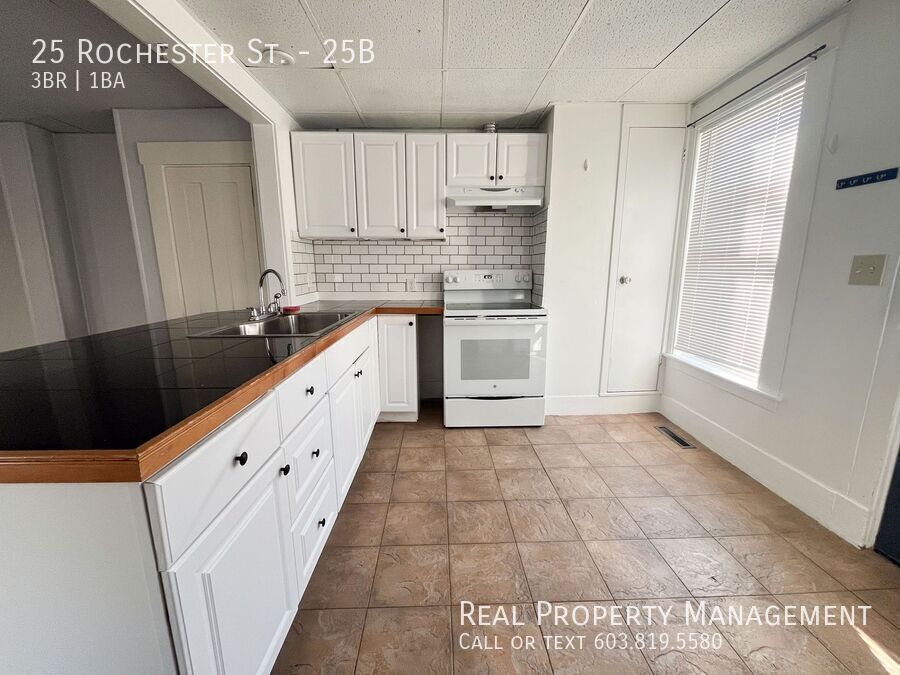 Foto principal - Beautifully Renovated 3 Bedroom, 1 Bath Ap...