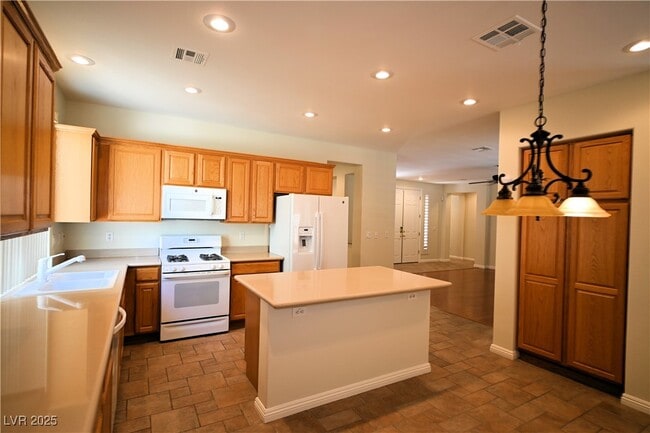 Building Photo - 10597 Sopra Ct