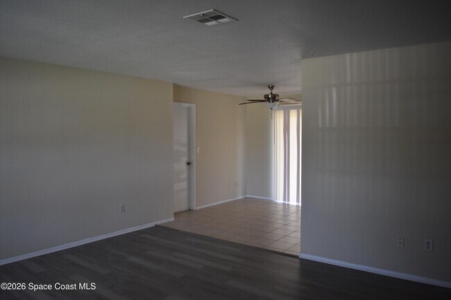 Foto del edificio - 3134 Edgewood Dr NE