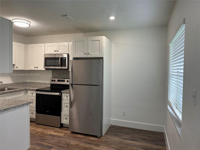 Foto del edificio - 3315 SW 15th Ave