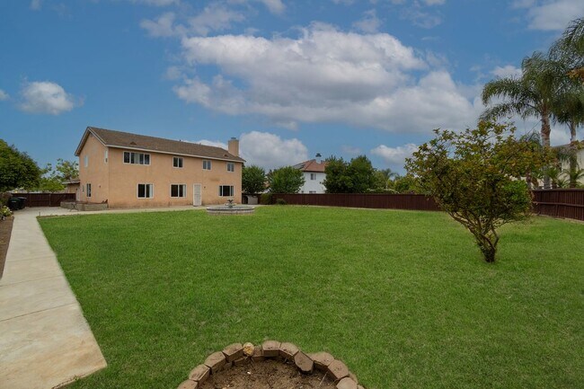Foto del edificio - 8348 Barnwood Ln