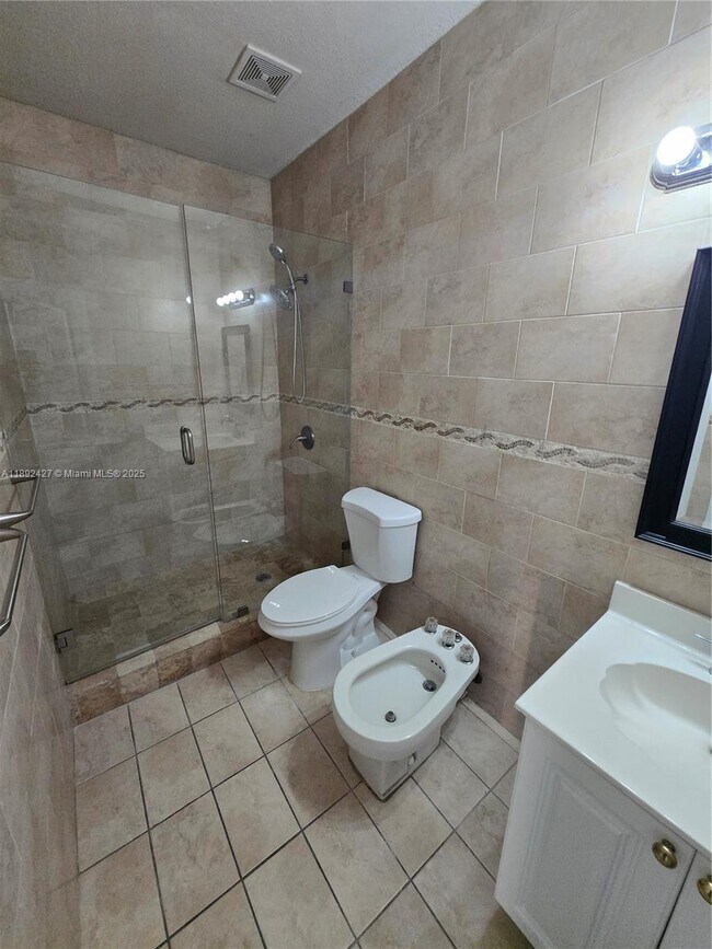 Foto del edificio - 14197 SW 9th St