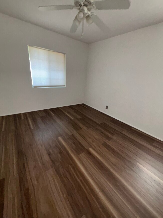Foto del edificio - 17440 Tiara St