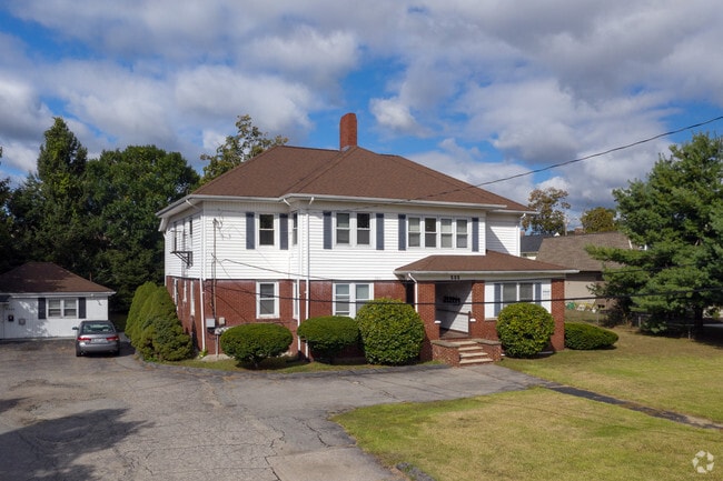 Foto del edificio - 505 Bullocks Point Ave