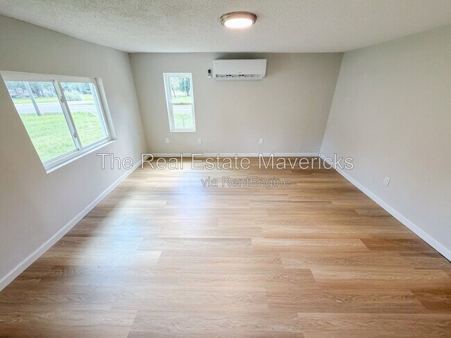 Foto del edificio - 132 Edgewood St