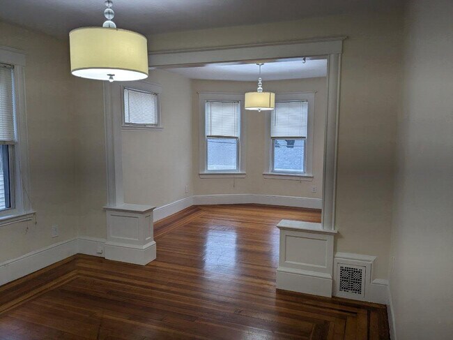 Living Area - 14 Porter St
