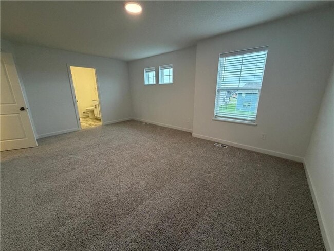 Building Photo - 5285 Long Pointe Pass