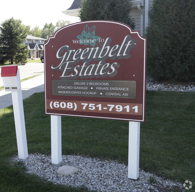 Estates de Greenbelt - Greenbelt Estates Apartments