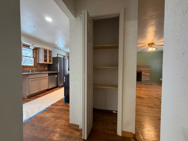 Building Photo - 10 Fruitland Dr