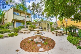 Building Photo - 5402 Balboa Arms Dr