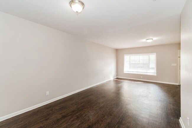 Foto del edificio - 7059 Melvin Rd