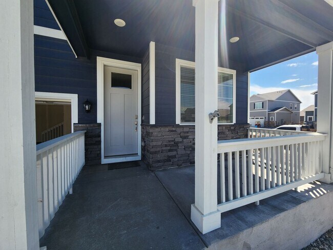 Foto del edificio - Stunning New Build In Wide Open Bennett!
