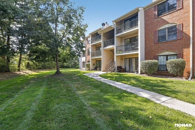 Building Photo - 30 Scherer Ct